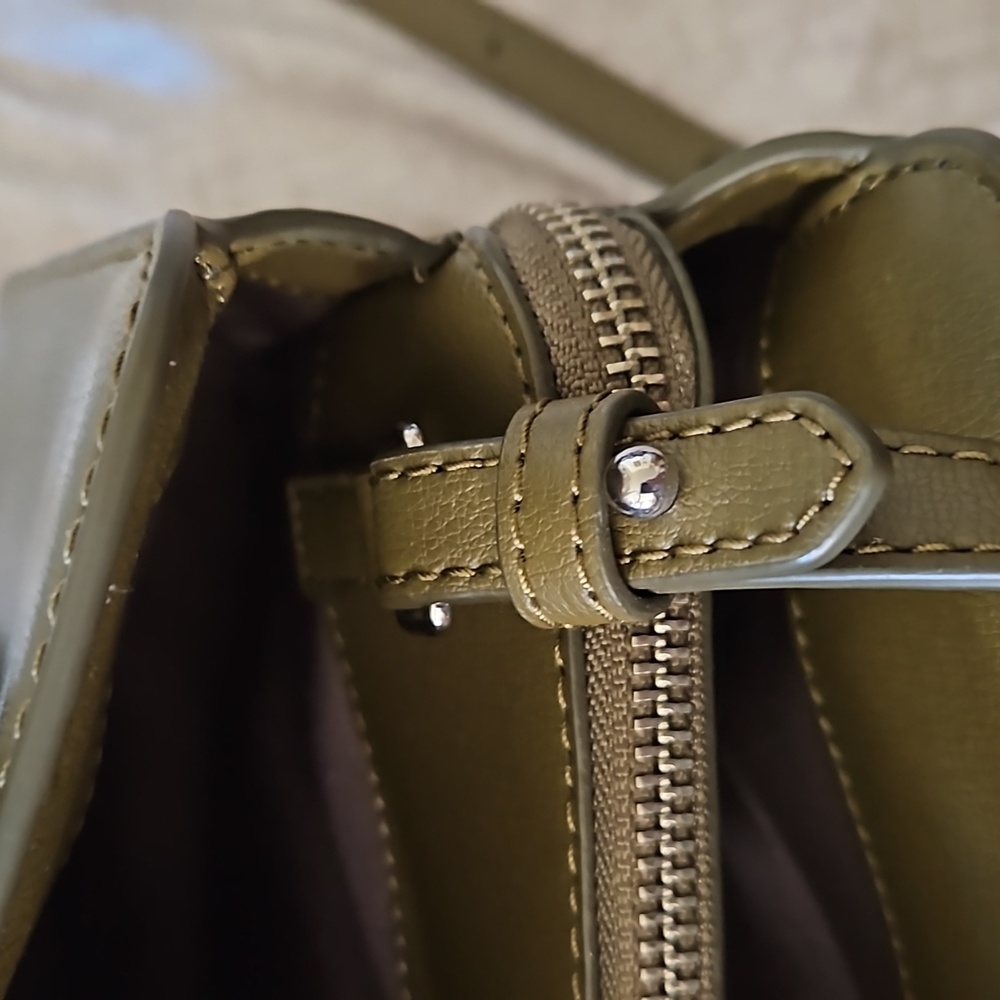 Marc Jacobs Little Big Shot Top Handle Satchel in Medium Green - Picture 12 of 12